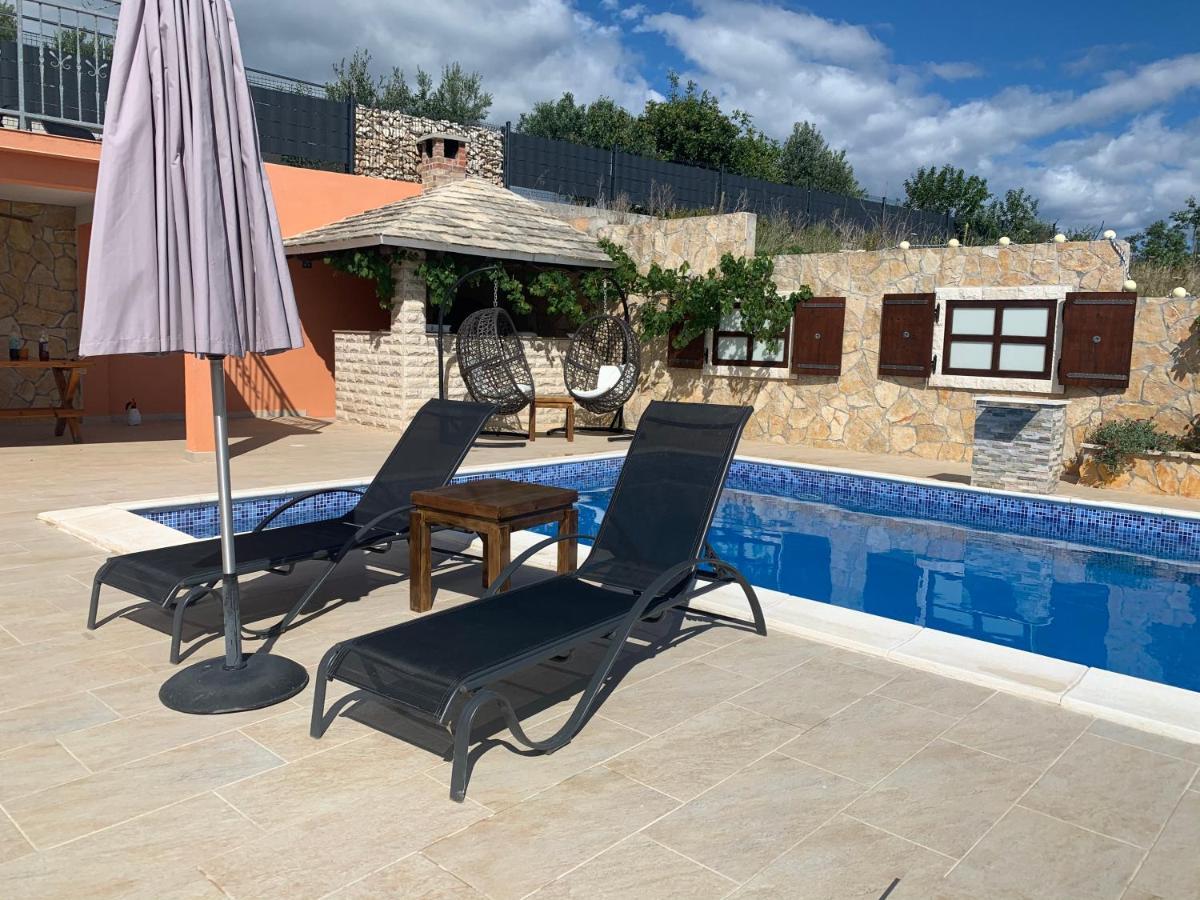Holiday Home Cerim Trogir Extérieur photo